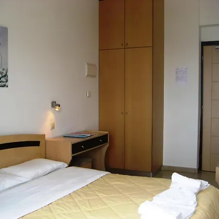 Aparthotel Yiorgos *