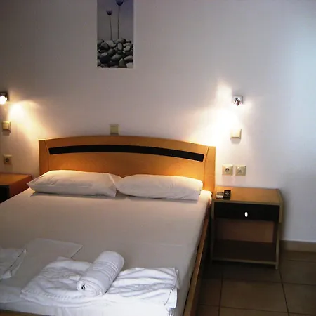 Yiorgos Studios *